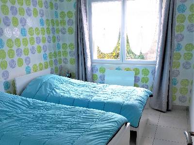 Chambre 2 avec 2 lits simples